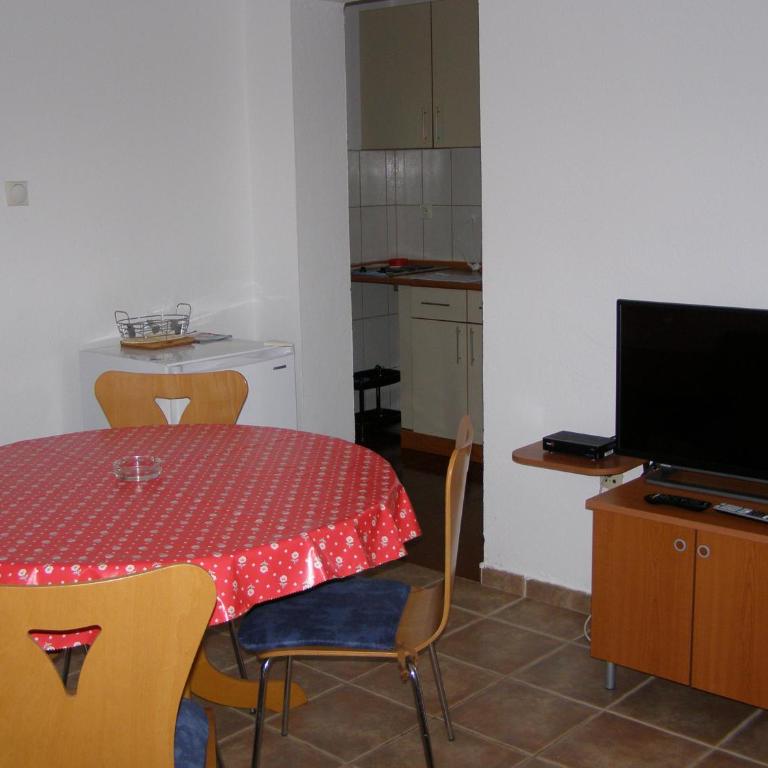 Apartments Dani - Apartment with Sea View - 75