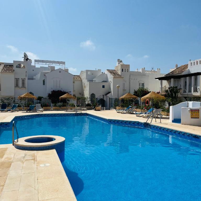 Apartamento de las Buganvillas - Apartamento de 1 dormitorio con vistas al jardín - 2