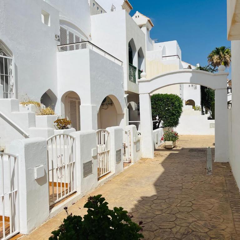 Apartamento de las Buganvillas - Apartamento de 1 dormitorio con vistas al jardín - 34