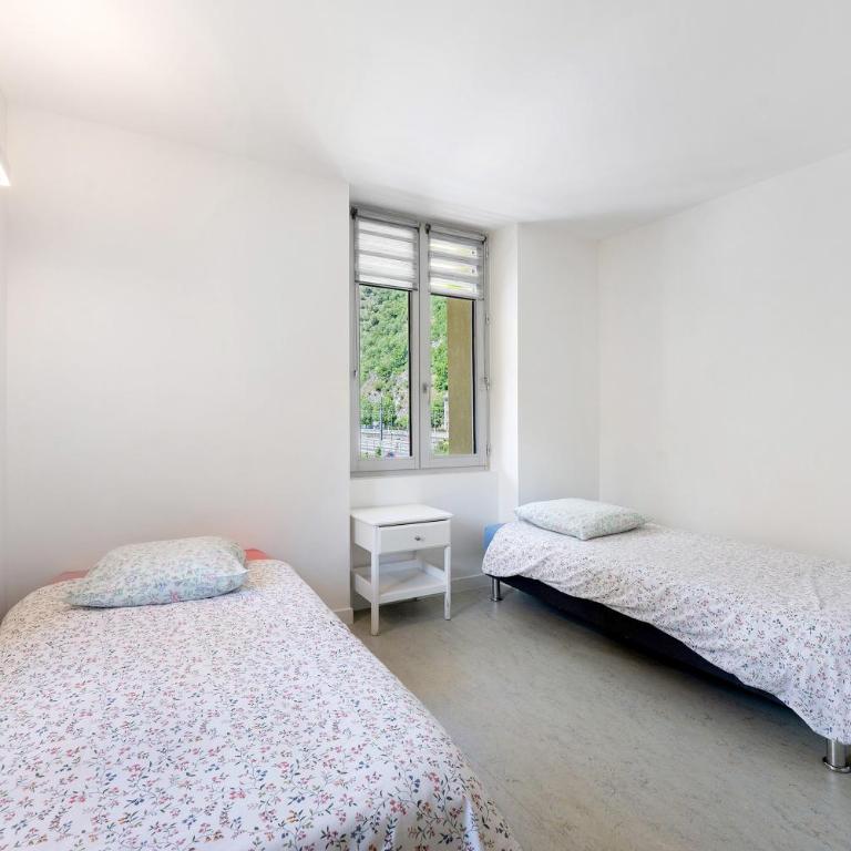 L'auberge le Toit Vert - Chambre Double - Accessible aux Personnes à Mobilité Réduite - 11