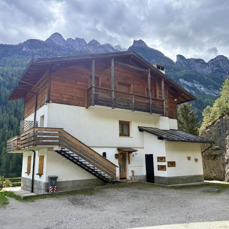 Dolomites Red Heart Lake View - Appartamento con Vista Lago - 34