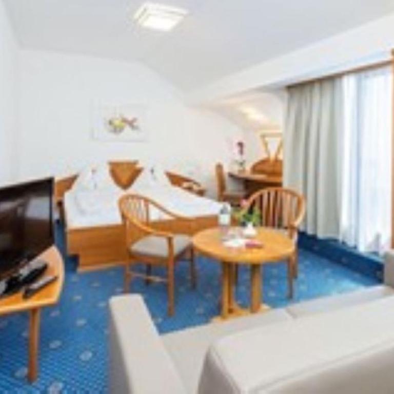Terrassenhotel Reichmann - Comfort Doppelzimmer mit Balkon - 3
