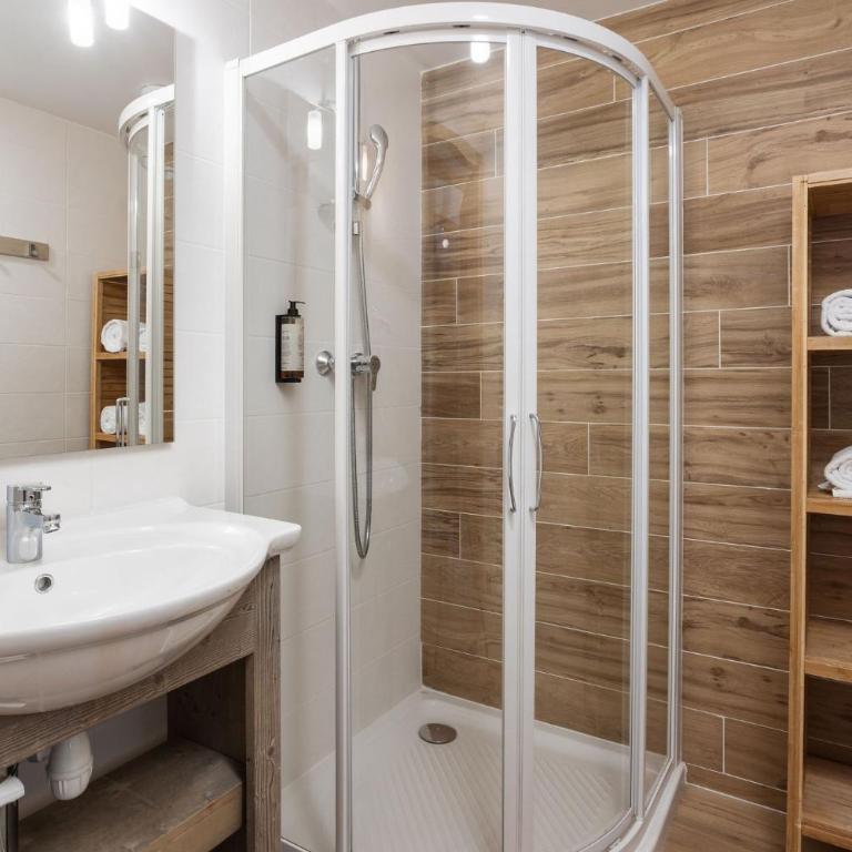 Residence Le Roc Noir by Alpapart - Appartement en Duplex - 4
