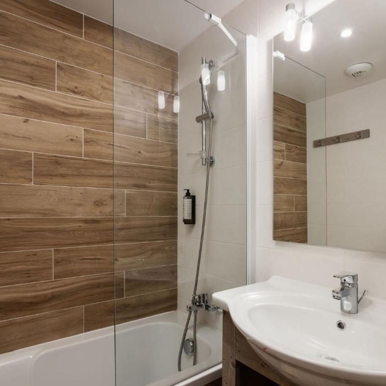 Residence Le Roc Noir by Alpapart - Appartement avec Vue et Balcon - 8