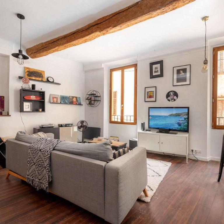 Charmant duplex au cœur du Vieil Antibes - Studio - 13