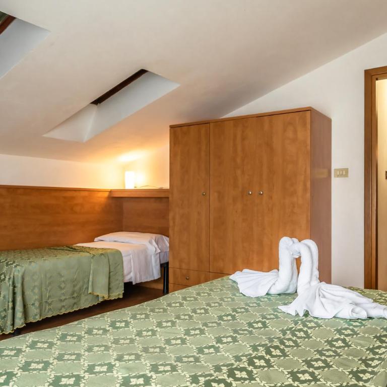 Hotel Oasi Verde - Camera Tripla Basic - 7