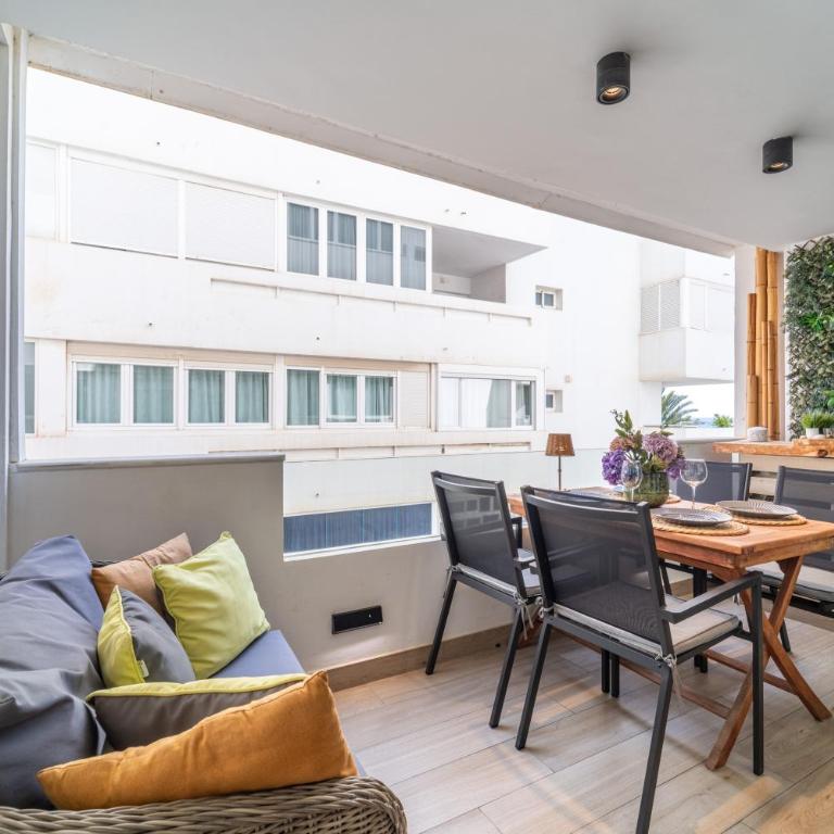 Marbella First Line Beach - Apartamento de 2 dormitorios con vistas al mar - 30