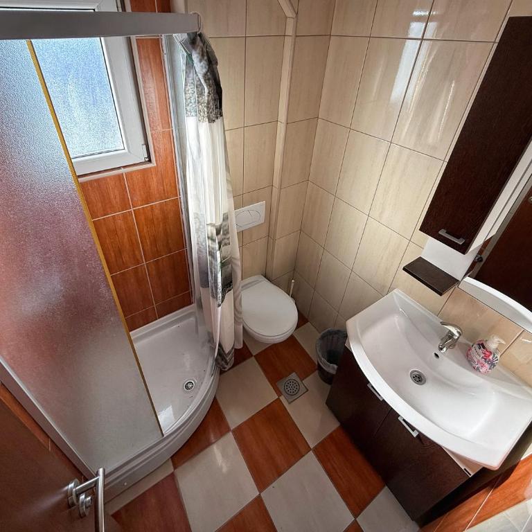 Villa Sara Wellness, Bar, Sutomore - Dvokrevetna Soba sa Zasebnim Krevetima i Pogledom na More - 3