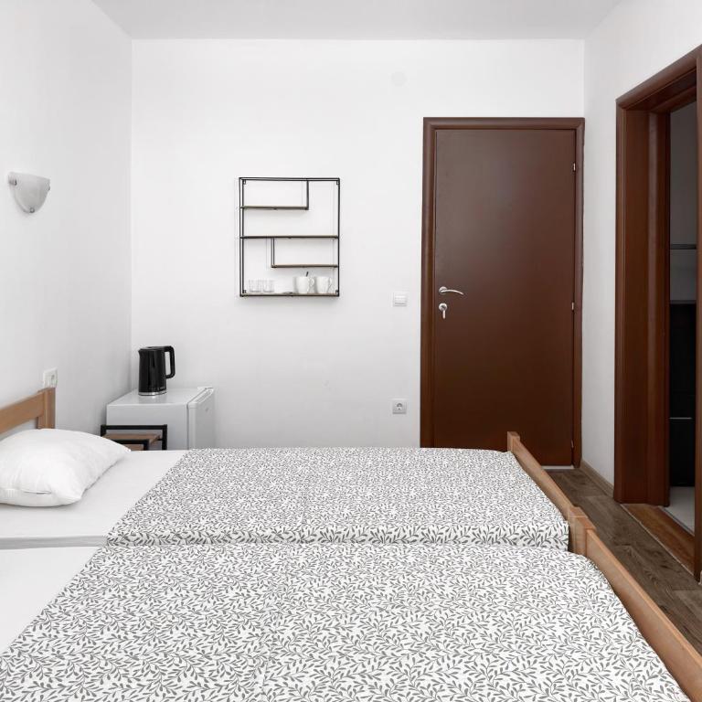 Villa Sara Wellness, Bar, Sutomore - Standardna Dvokrevetna Soba sa Zasebnim Krevetima i Pogledom na Planine - 3