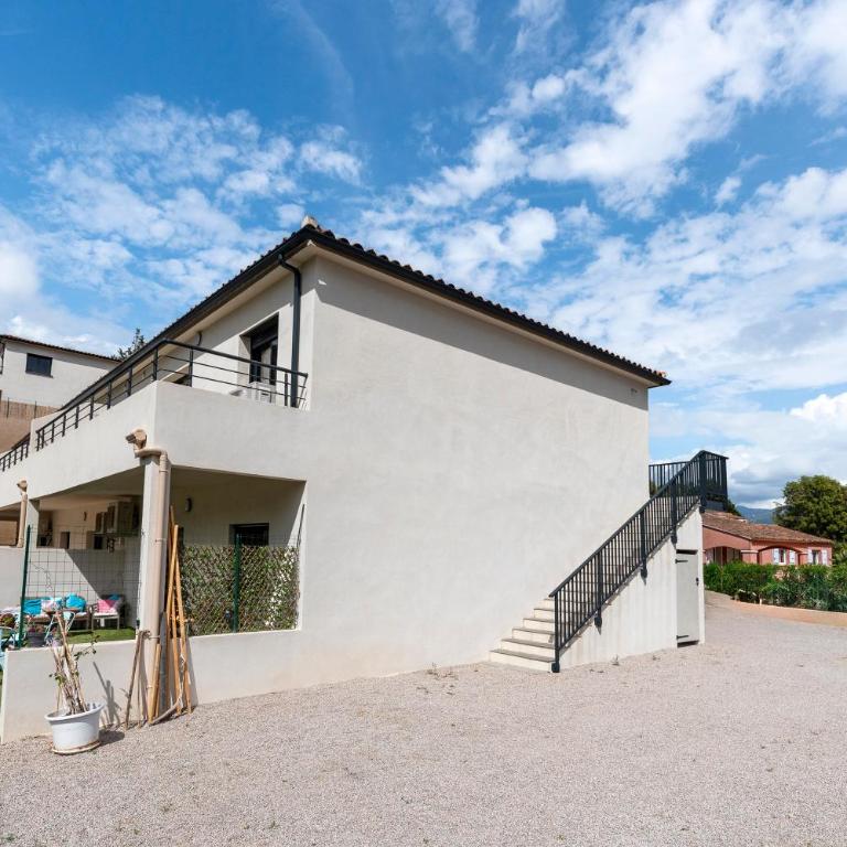 Casa Acqualonga - À 4 km de la plage - Apartment - 12