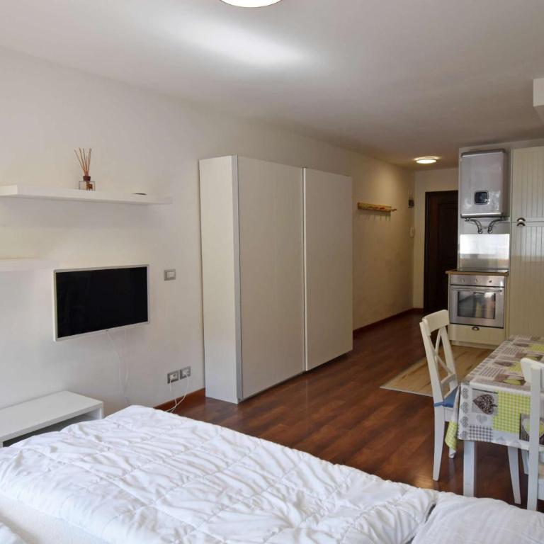 Emerald Studio Apartment - Monolocale con Balcone - 6
