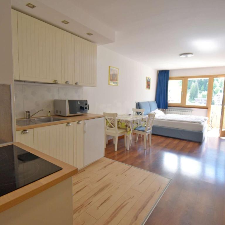 Emerald Studio Apartment - Monolocale con Balcone - 8