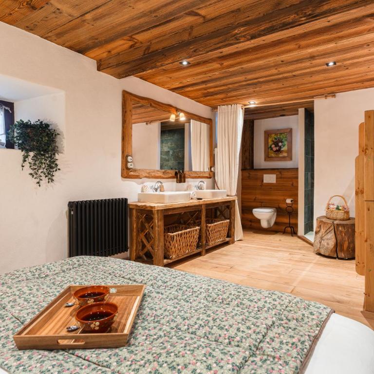 La Ferme 1828 - Chambre Familiale Supérieure - 6