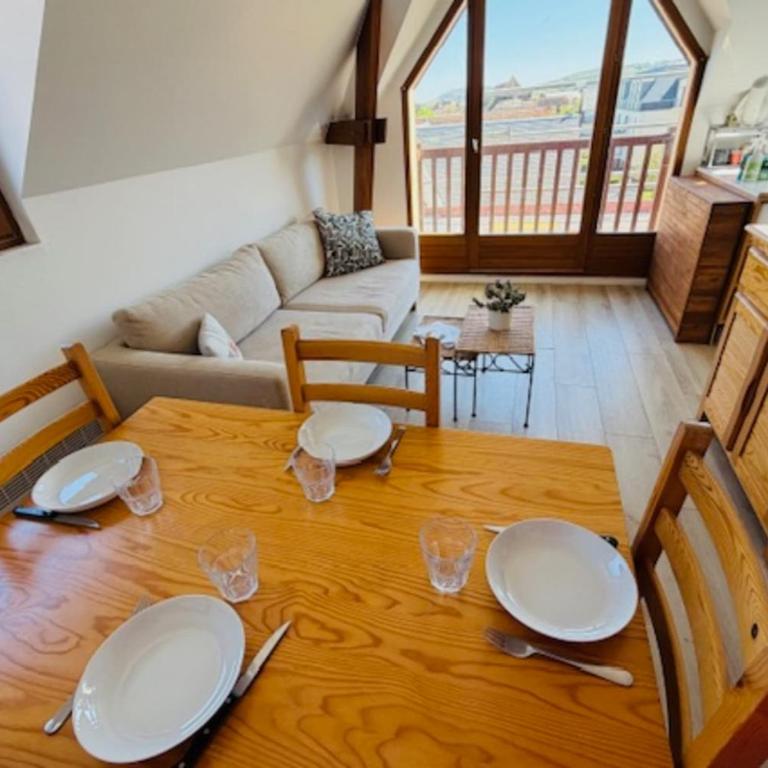 Nice Flat 2 Steps From The Beach - 2 bedrooms - Apartment - 1