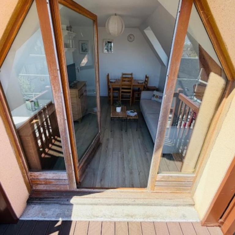 Nice Flat 2 Steps From The Beach - 2 bedrooms - Apartment - 4