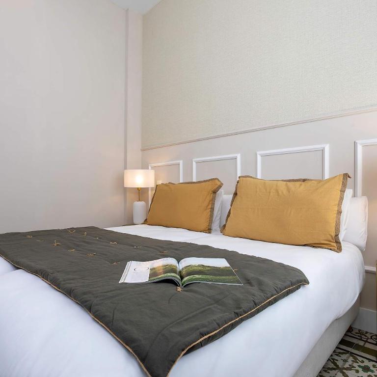 Genteel Home San Anton Granada - Three-Bedroom Apartment with Balcony - 13