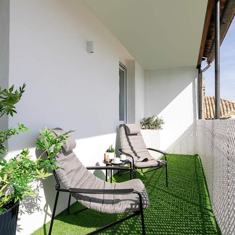 Genteel Home San Anton Granada - Three-Bedroom Apartment with Balcony - 19