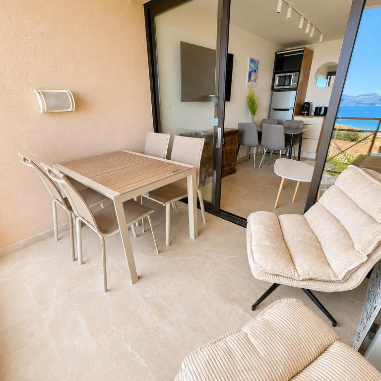 Villa Francia T1bis, 4P, Parking, Terrasse vue mer, Piscine, Tennis - Apartment mit 1 Schlafzimmer - 18