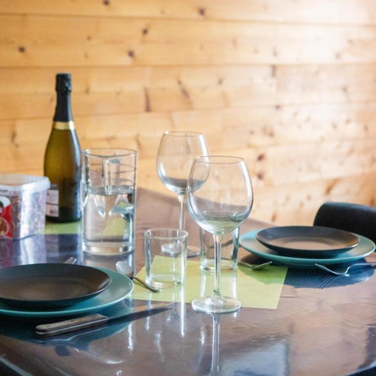 Charmant T2 au calme, parking, proche centre - Apartment - 5