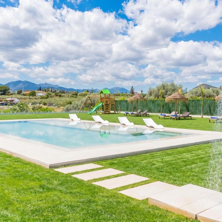 Cubo's Villa Horizonte & Heated Pool - Villa - 4