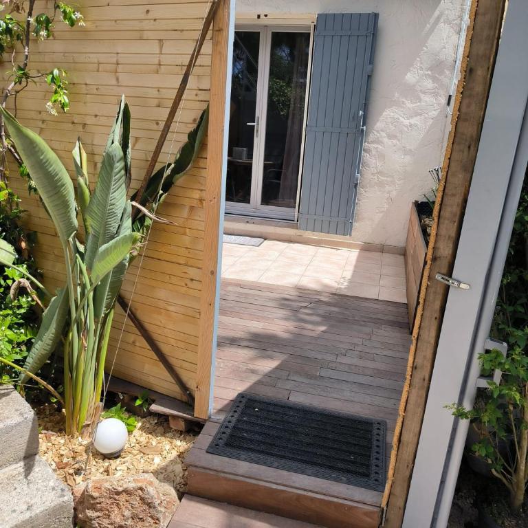 Villa,partie indépendante,près du centre de Cannes - Apartamento de 1 dormitorio - 2
