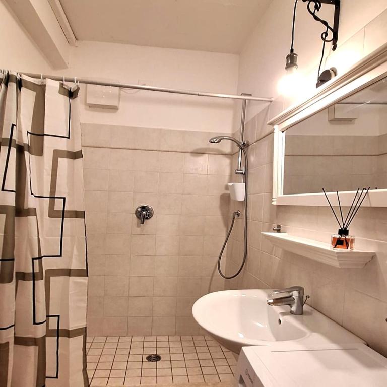 Al Glicine Apartments - Appartamento con Terrazza - 7