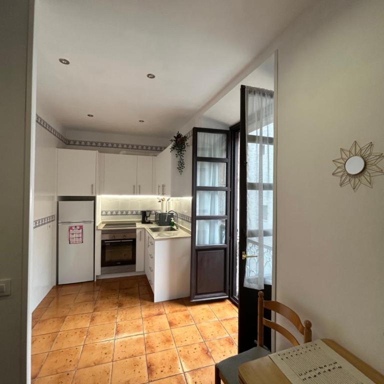 Apartamento en el centro de Llanes - Two-Bedroom Apartment - 9