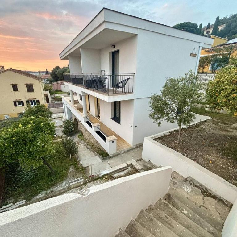 Studio cosy au cœur du Lavandou - FR-1-816-42 - Monolocale - 10