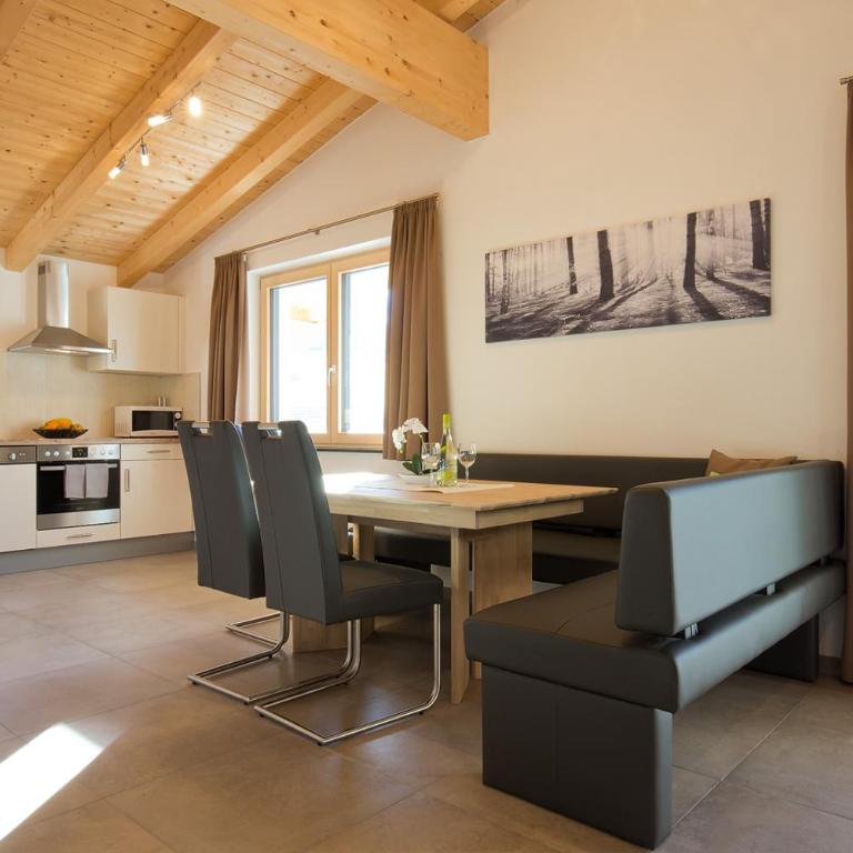 Alps 3000-2 - Apartment mit Balkon - 1