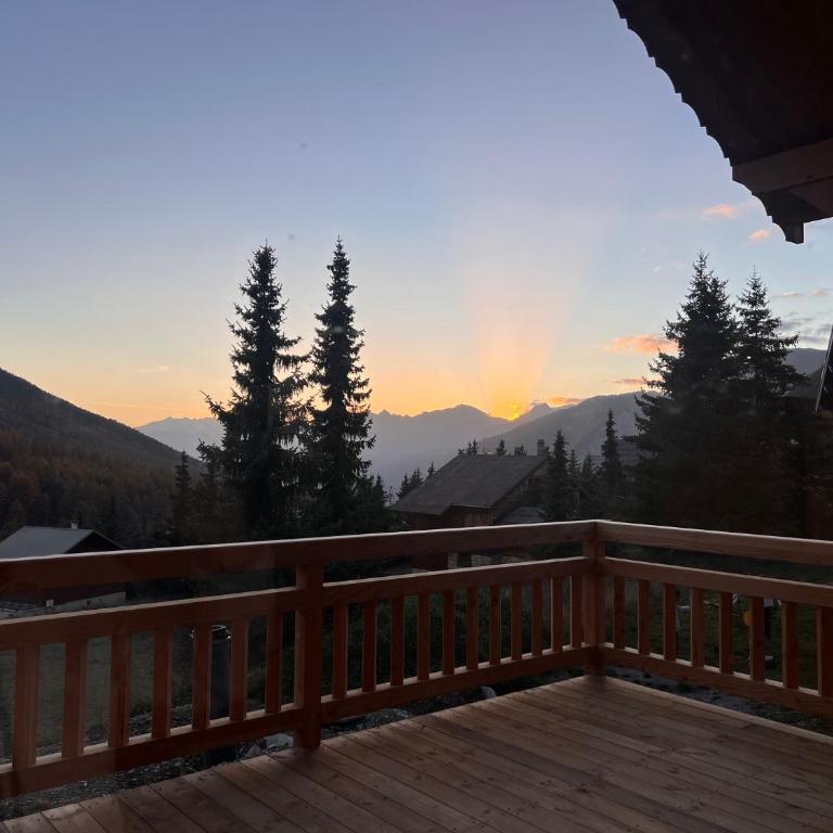 Chalet les 3 Montagnards - coeur de village - Chalet - 73