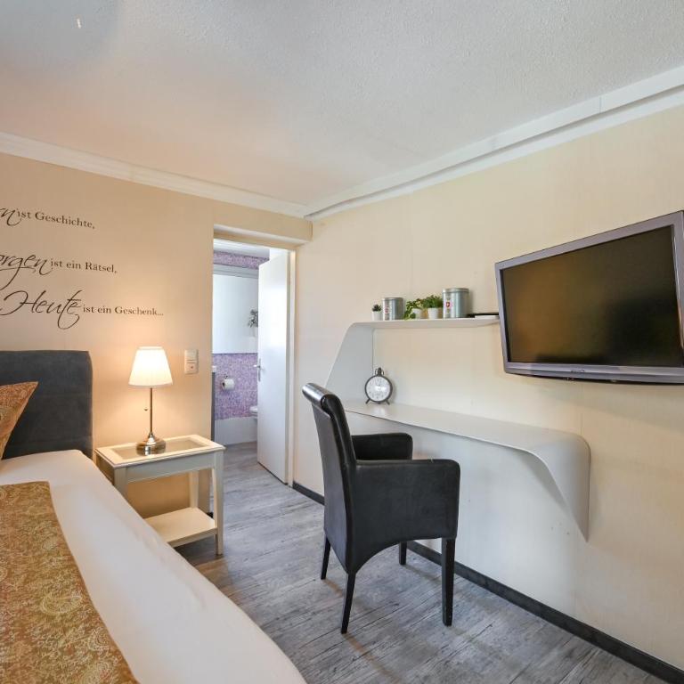 Vintage Hotel Charivari- Sommer Hörnerbahnen kostenlos mit Restaurant - Einzelzimmer mit Balkon - 4