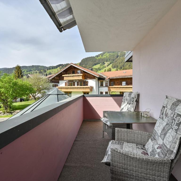 Vintage Hotel Charivari- Sommer Hörnerbahnen kostenlos mit Restaurant - Doppelzimmer mit Balkon - 6