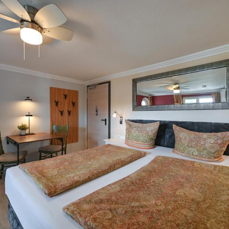 Vintage Hotel Charivari- Sommer Hörnerbahnen kostenlos mit Restaurant - Doppelzimmer mit Balkon - 15