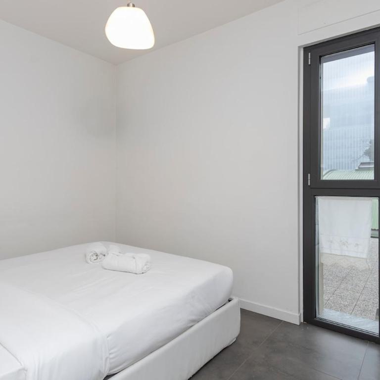 Xenia Milano - 2 rooms apt in Via Ampola 5 - Appartamento con 1 Camera da Letto - 13