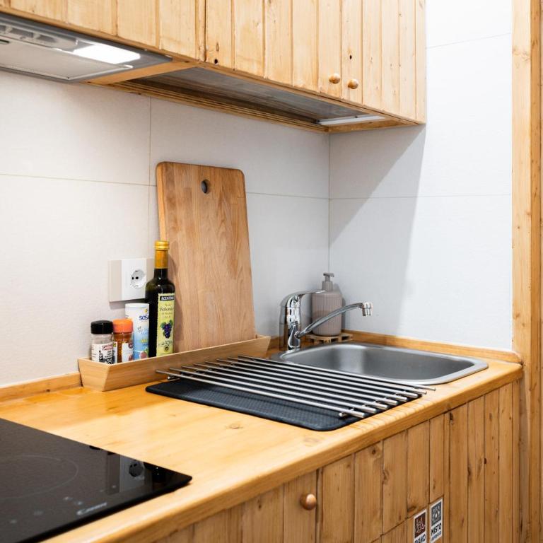 Art Apartments City Center by Wonderful Italy - Studio Apartment with One Double Bed - 11