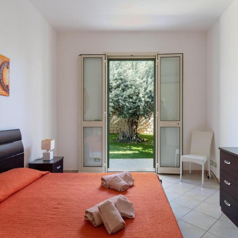 Spacious Coastal Villa with Pool in Scicli - Villa - 12