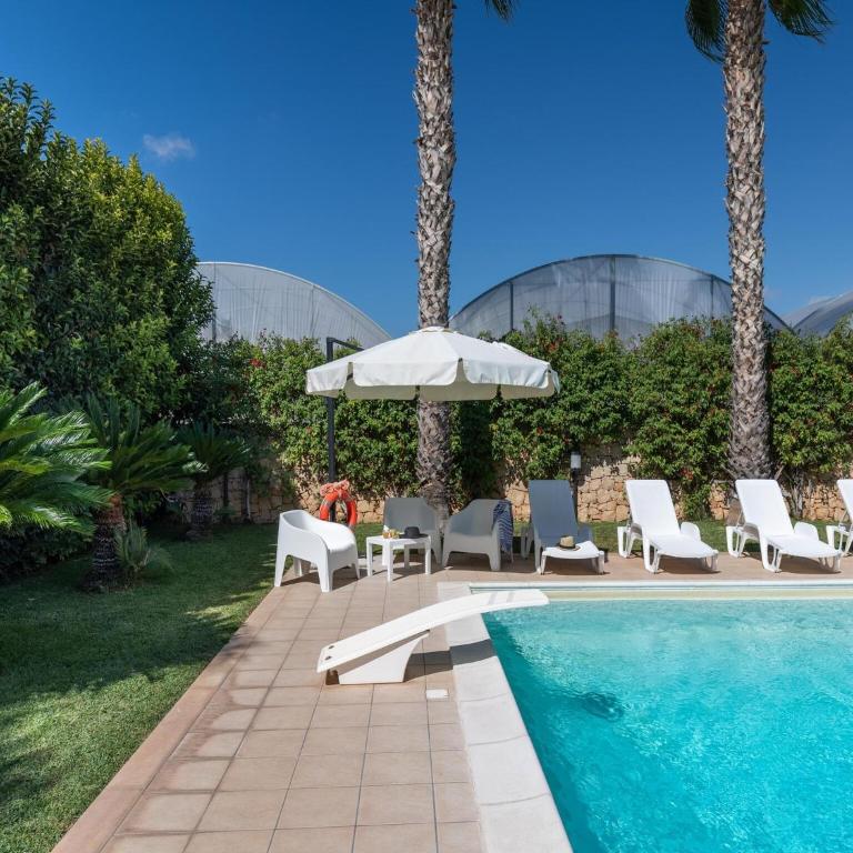Spacious Coastal Villa with Pool in Scicli - Villa - 28