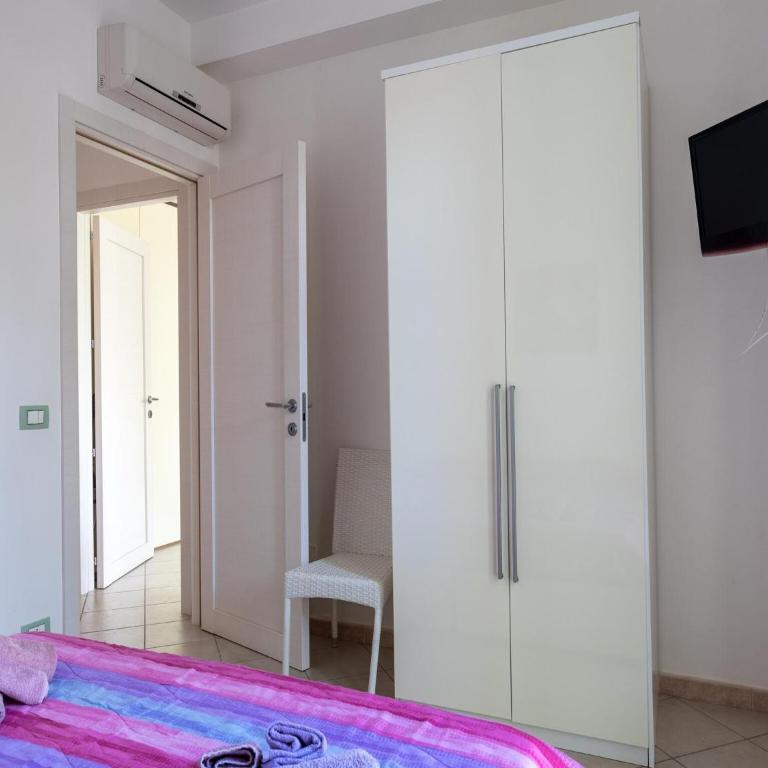 Spacious Coastal Villa with Pool in Scicli - Villa - 14