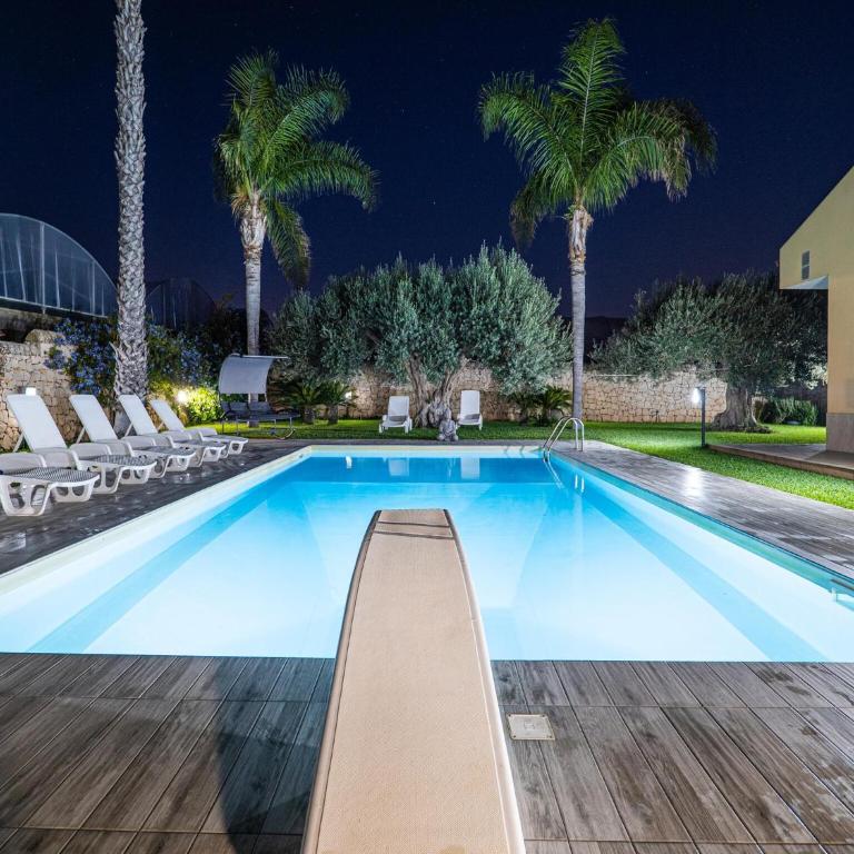 Spacious Coastal Villa with Pool in Scicli - Villa - 26