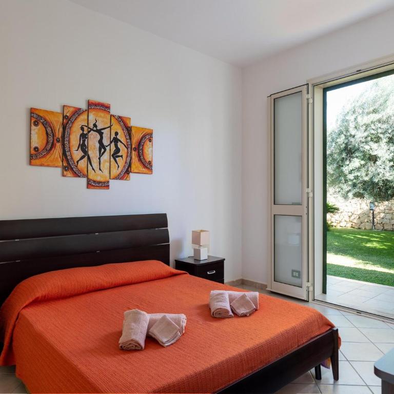 Spacious Coastal Villa with Pool in Scicli - Villa - 3