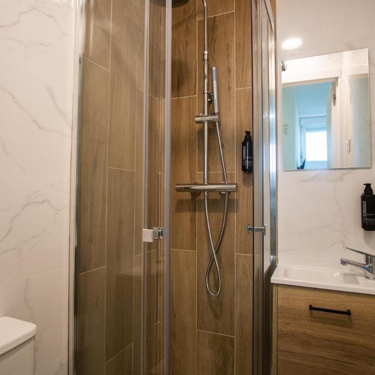 Modern Studio Latina Madrid - One-Bedroom Apartment - 14