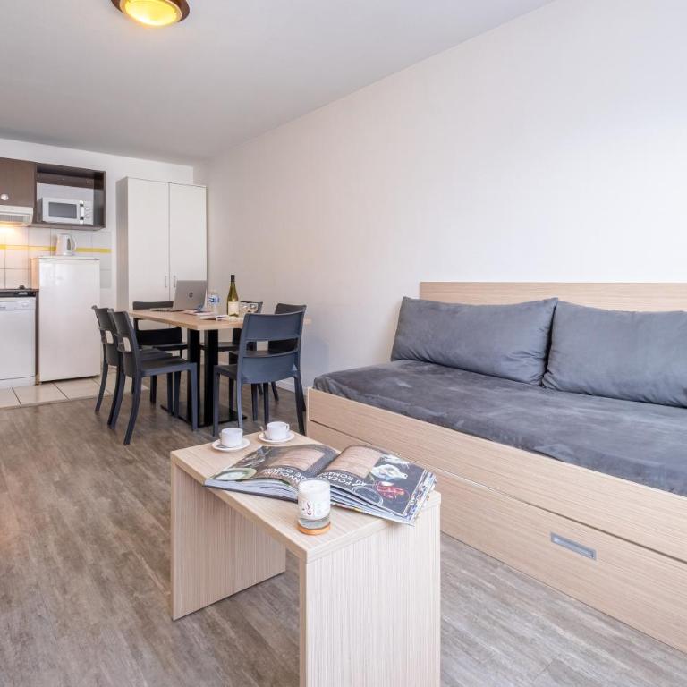 Zenitude Hôtel-Résidences Les Hauts d'Annecy - Appartement 2 Chambres - 7