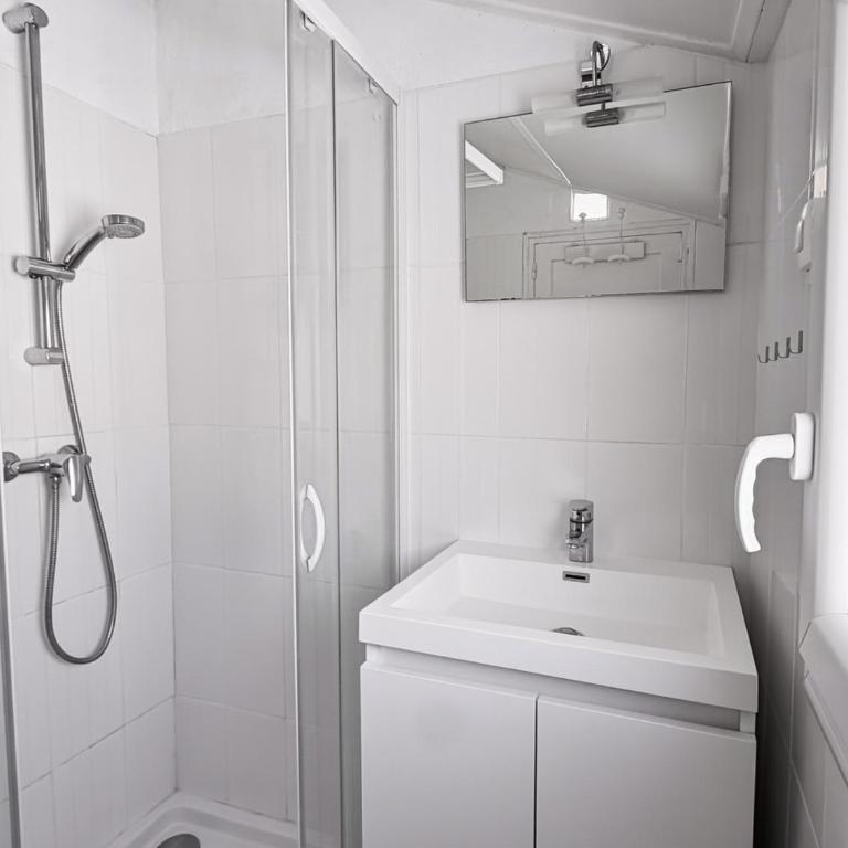 Authentique Canétoise proche plage, terrasse, clim - Maison 2 Chambres - 20