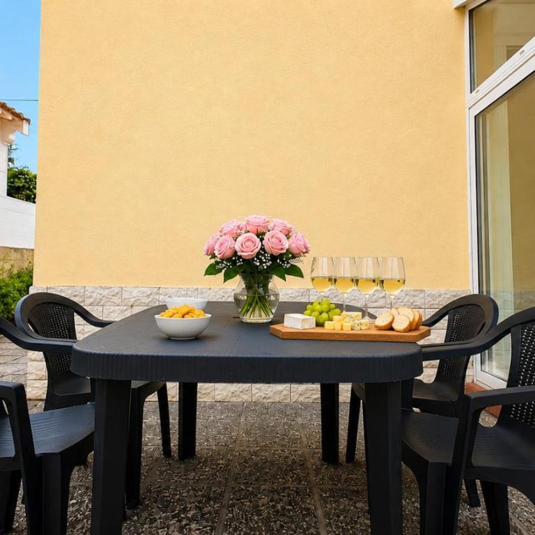 Authentique Canétoise proche plage, terrasse, clim - Maison 2 Chambres - 4