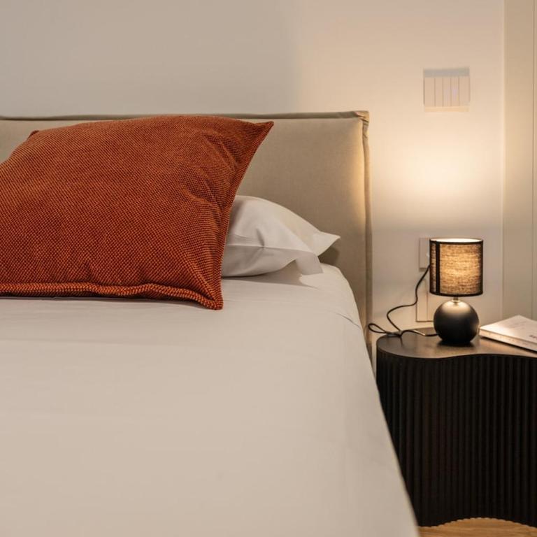 Amo Apartment- Design & Balcone -Residenza Alfieri - Two-Bedroom Apartment with Balcony - 27