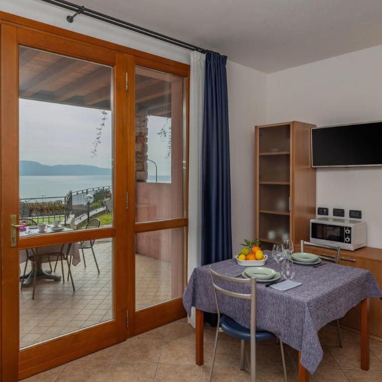 Residence Borgo Dei Limoni - Appartamenti con Garage - Appartamento con 1 Camera da Letto e Vista Lago (2 Adulti) - 7