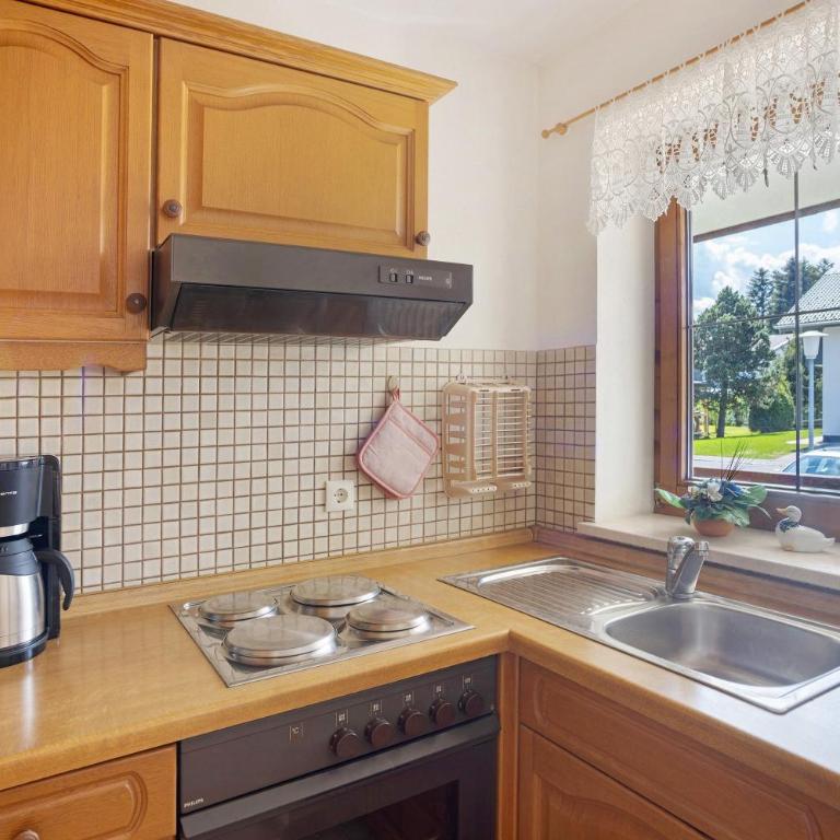 Haus Grüntensee - Superior Apartment mit 1 Schlafzimmer und Balkon - 7