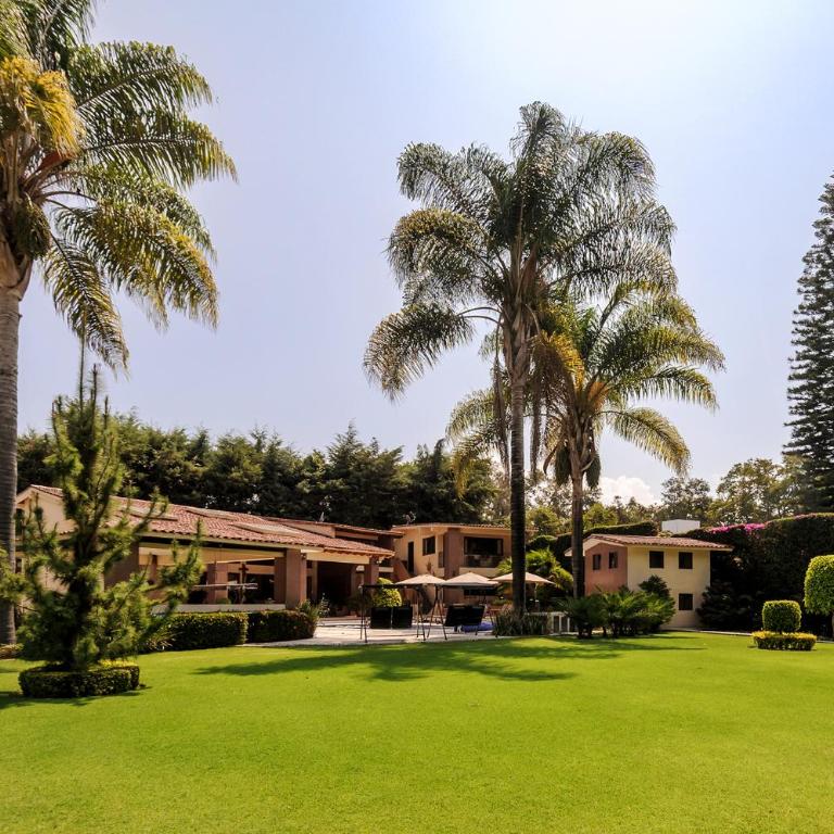 Casa Avándaro with Pool, Garden & Jacuzzi - Casa de 5 dormitorios - 1