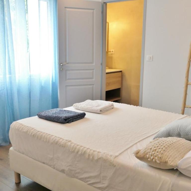 La Gardiolette, maison 8 pers, climatisée - Maison 3 Chambres - 5