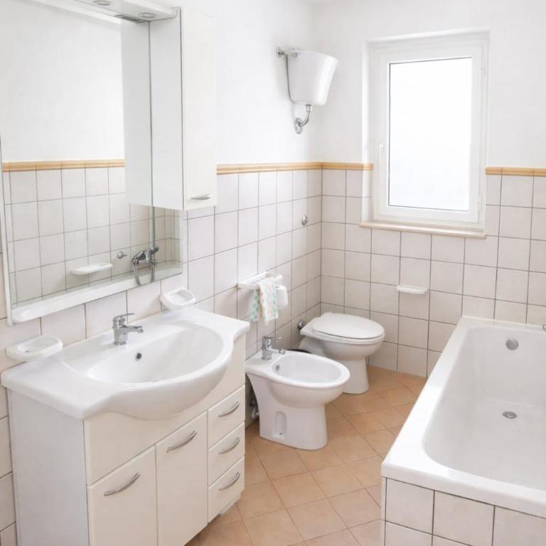 WHITE COAST APARTMENTS - Family Stays and Free Parking - Standard Apartment mit 2 Schlafzimmern - 8